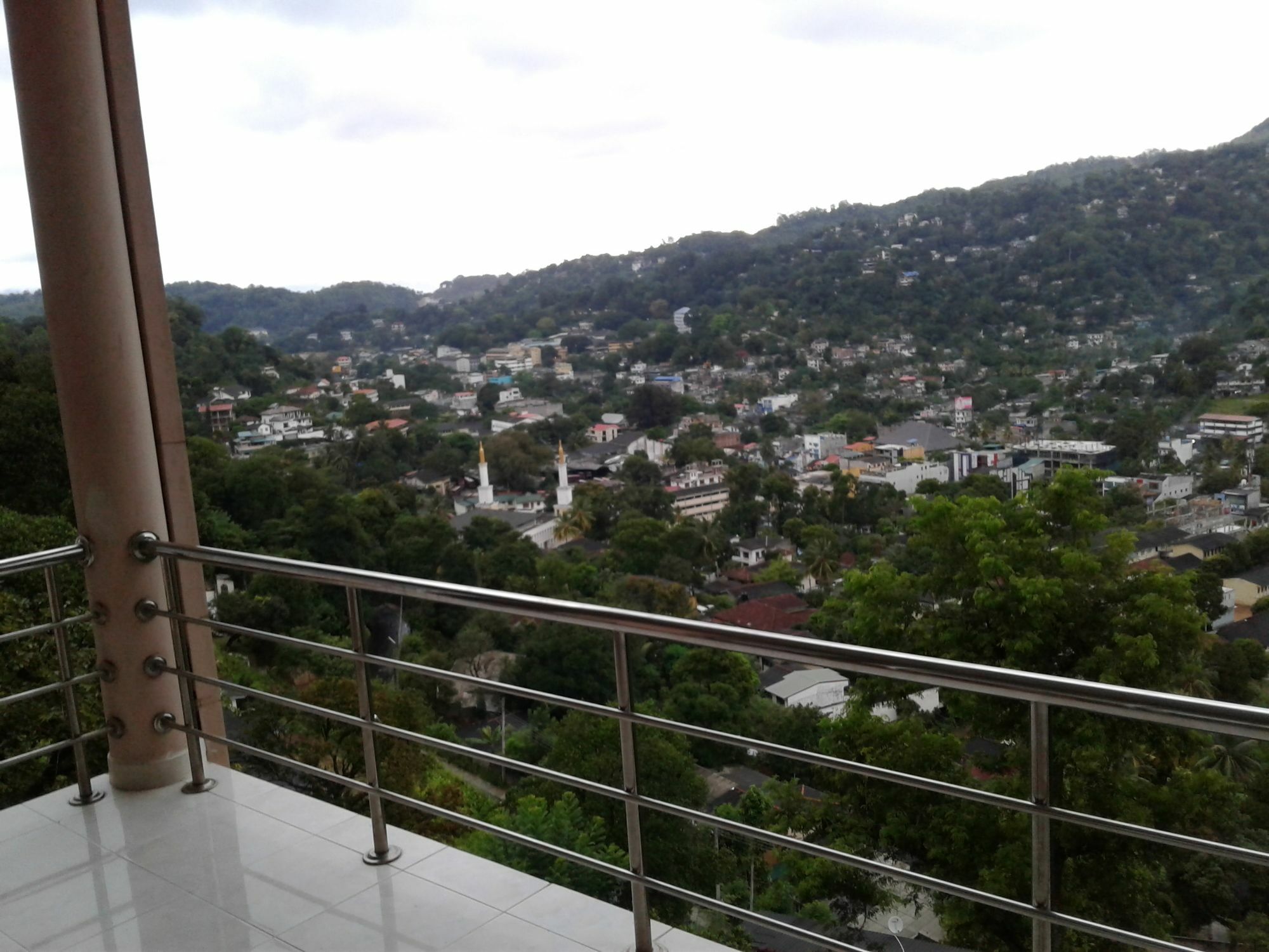 Kandy View Garden Hotel Exterior foto